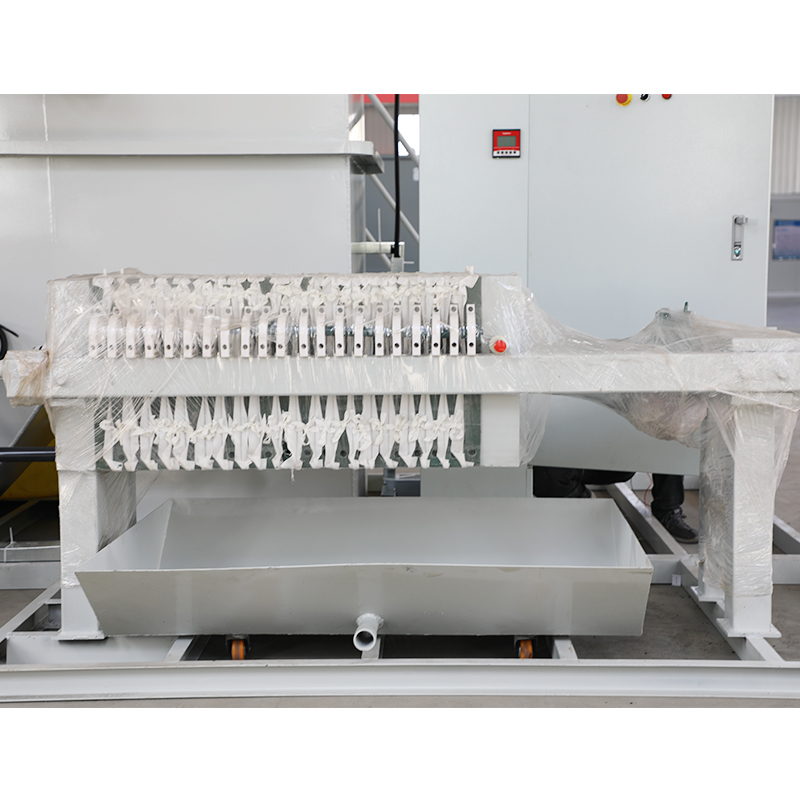 What process does skid-mounted painting wastewater treatment equipment use for treating high concentrations of organic matter?